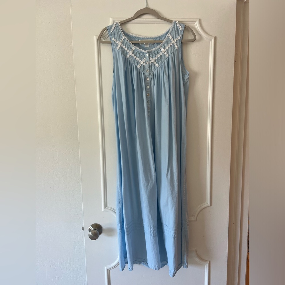 Eileen West Light Blue Sleeveless Nightgown